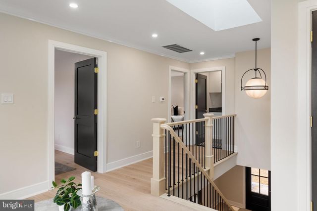 33 W ARDMORE AVE, Havertown, PA 19083