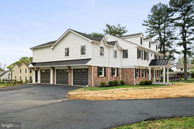 33 W ARDMORE AVE, Havertown, PA 19083