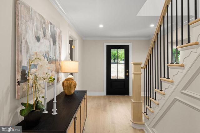 33 W ARDMORE AVE, Havertown, PA 19083
