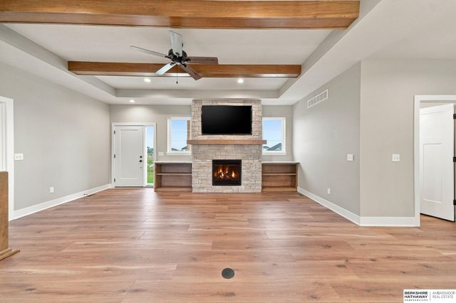 7755 Aero Circle, Lincoln, NE 68516