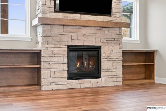 7755 Aero Circle, Lincoln, NE 68516