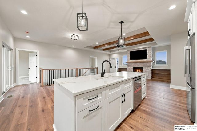 7755 Aero Circle, Lincoln, NE 68516