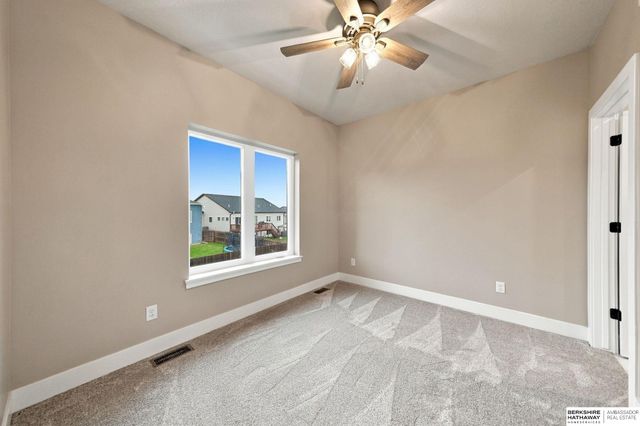 7755 Aero Circle, Lincoln, NE 68516