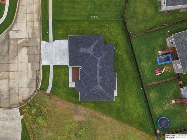 7755 Aero Circle, Lincoln, NE 68516