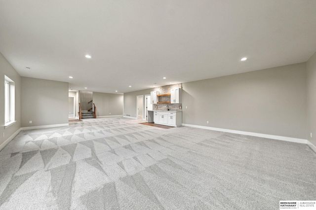 7755 Aero Circle, Lincoln, NE 68516
