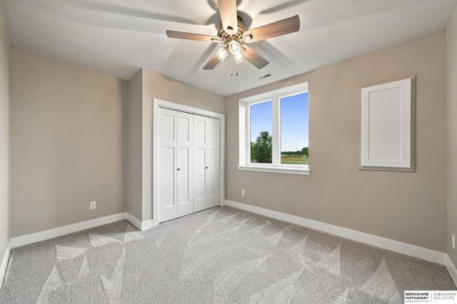 7755 Aero Circle, Lincoln, NE 68516