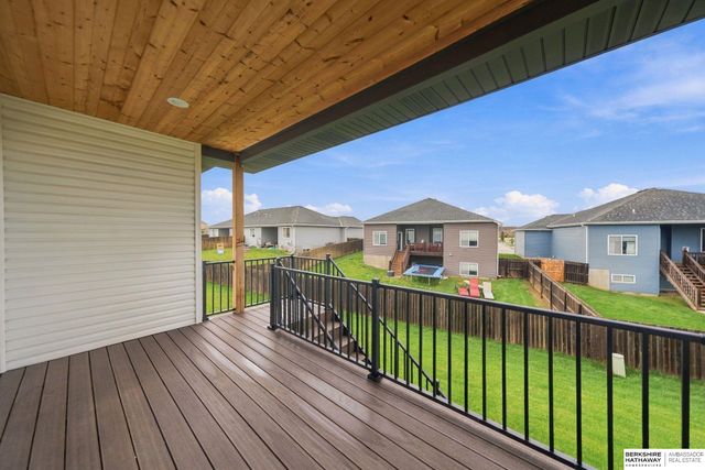 7755 Aero Circle, Lincoln, NE 68516
