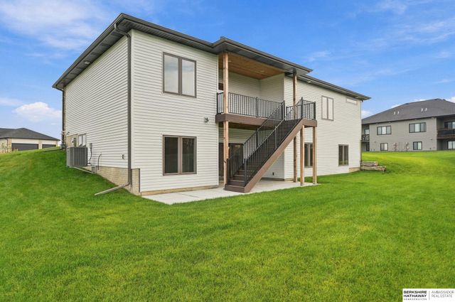 7755 Aero Circle, Lincoln, NE 68516