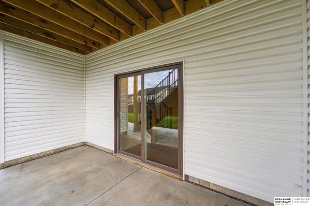 7755 Aero Circle, Lincoln, NE 68516