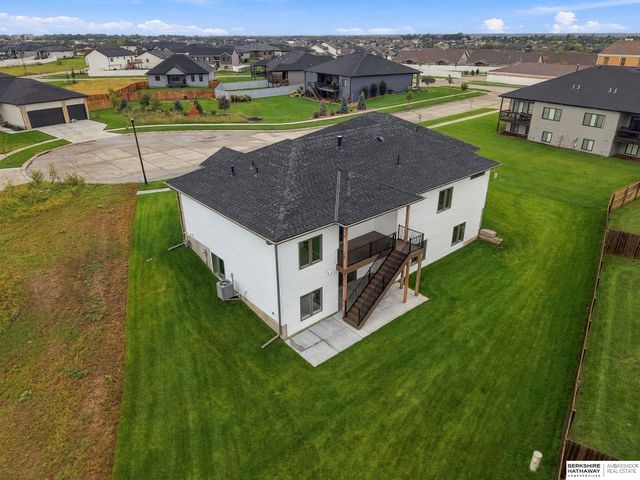 7755 Aero Circle, Lincoln, NE 68516
