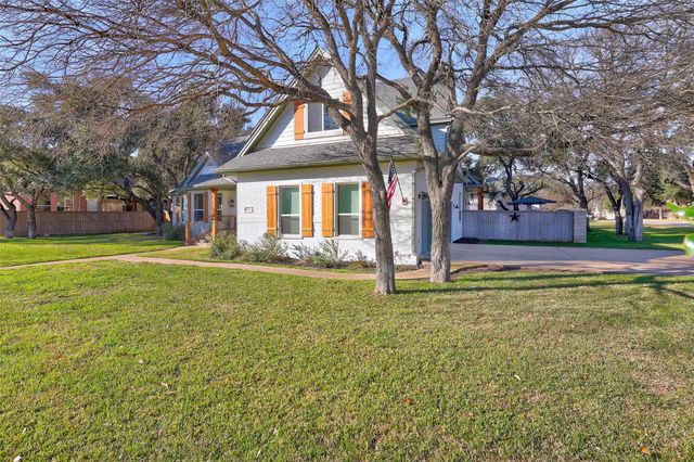 300 Champions DR, Georgetown, TX 78628