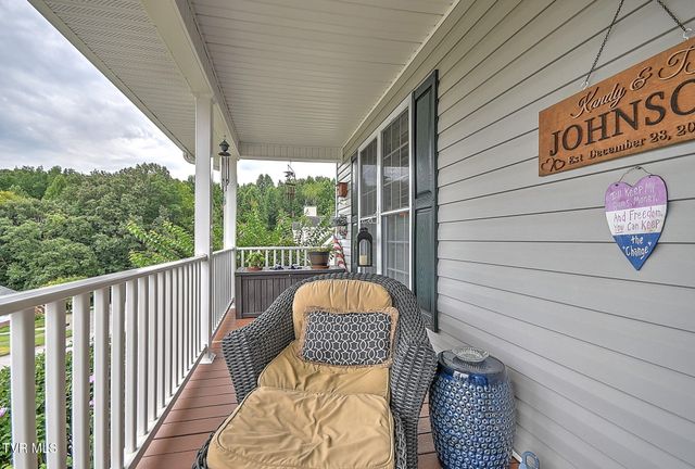1018 Sunrise Valley Drive, Johnson City, TN 37604