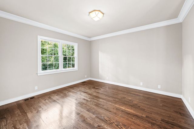 608 Linden Sq, Nashville, TN 37215