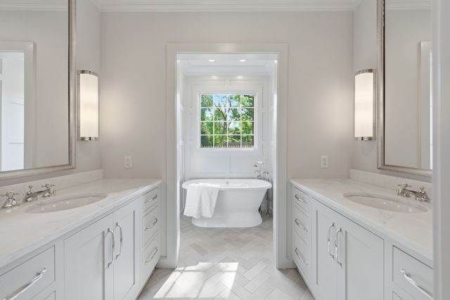 608 Linden Sq, Nashville, TN 37215