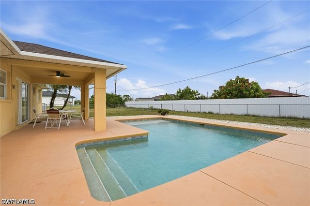 919 NE 18th TER, Cape Coral, FL 33909