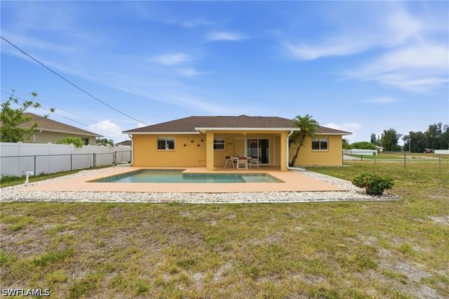 919 NE 18th TER, Cape Coral, FL 33909
