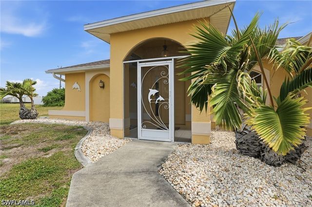 919 NE 18th TER, Cape Coral, FL 33909