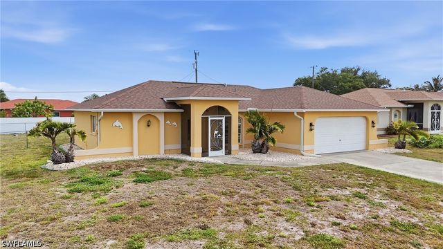 919 NE 18th TER, Cape Coral, FL 33909