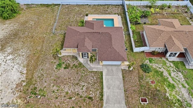 919 NE 18th TER, Cape Coral, FL 33909