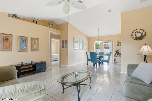 919 NE 18th TER, Cape Coral, FL 33909