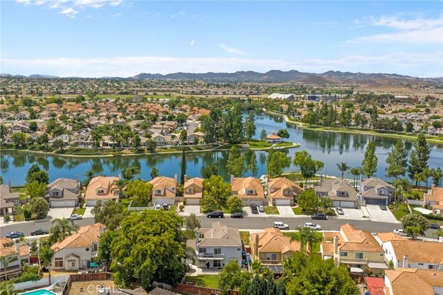 30248 Calle Belcanto, Menifee, CA 92584