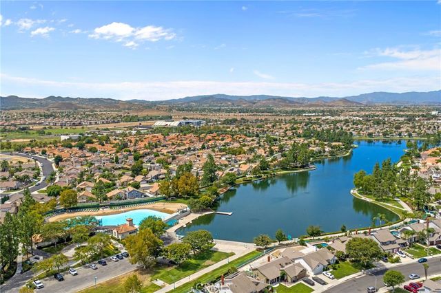 30248 Calle Belcanto, Menifee, CA 92584
