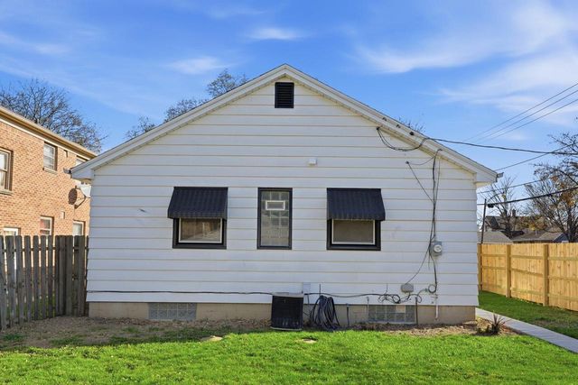 4825 N 25th STREET, Milwaukee, WI 53209