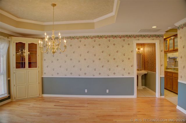 10305 E 90th Street North, Owasso, OK 74055