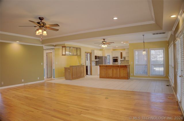 10305 E 90th Street North, Owasso, OK 74055