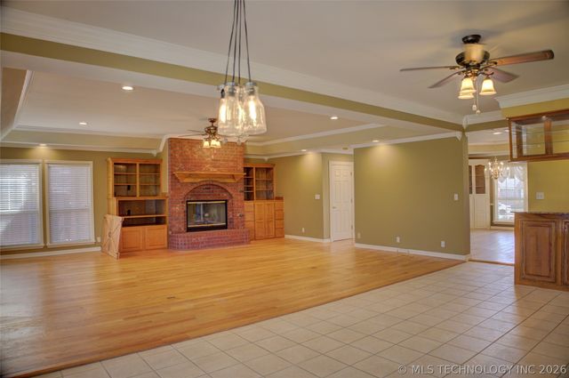 10305 E 90th Street North, Owasso, OK 74055