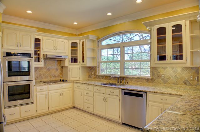 10305 E 90th Street North, Owasso, OK 74055