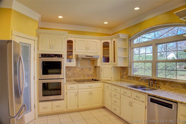 10305 E 90th Street North, Owasso, OK 74055