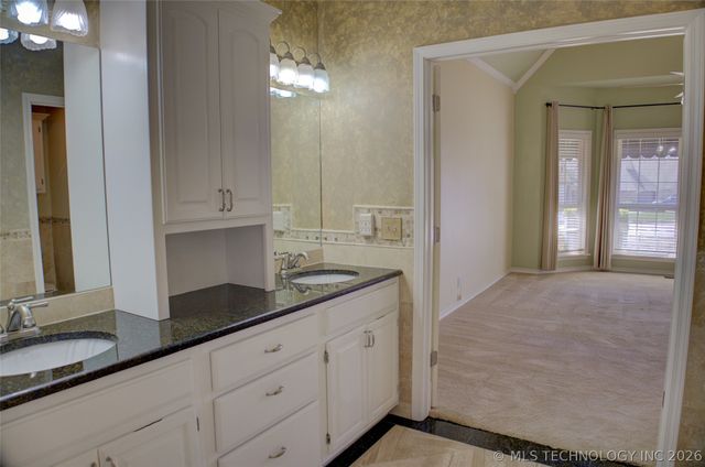 10305 E 90th Street North, Owasso, OK 74055