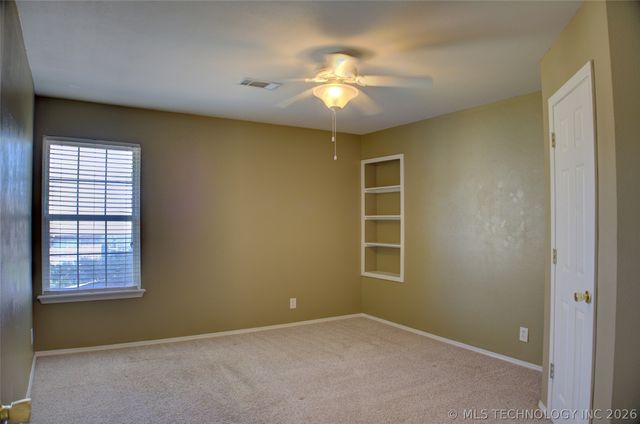 10305 E 90th Street North, Owasso, OK 74055