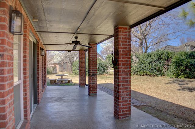 10305 E 90th Street North, Owasso, OK 74055