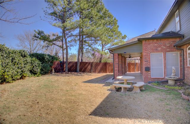 10305 E 90th Street North, Owasso, OK 74055