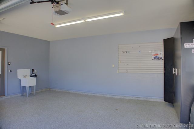 10305 E 90th Street North, Owasso, OK 74055