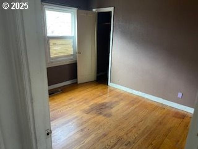 3214 W 10TH St, The Dalles, OR 97058