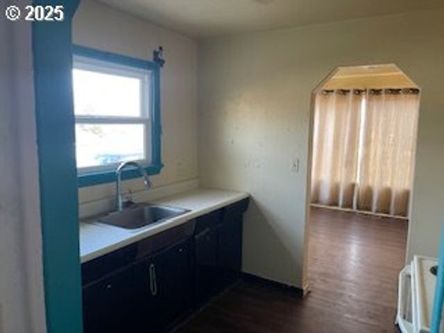 3214 W 10TH St, The Dalles, OR 97058