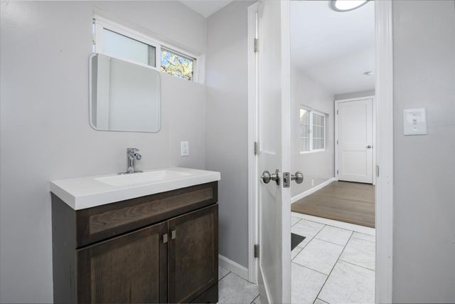 103 E Jackson St, Ione, CA 95640