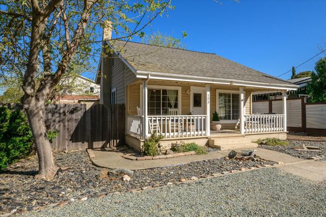 103 E Jackson St, Ione, CA 95640