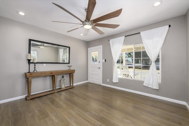 103 E Jackson St, Ione, CA 95640