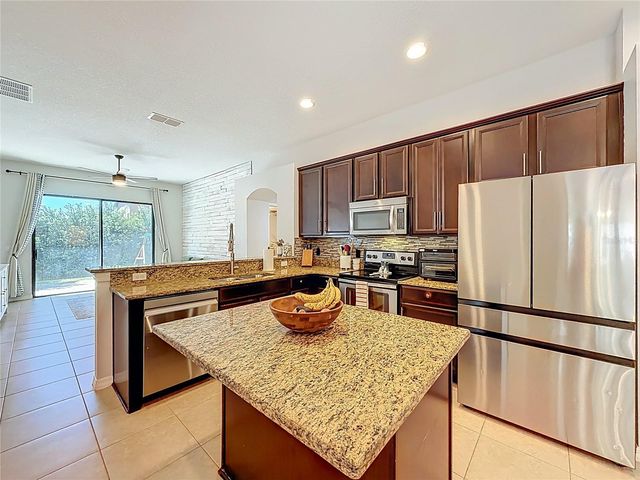 915 ARBOR POINTE AVENUE, Minneola, FL 34715