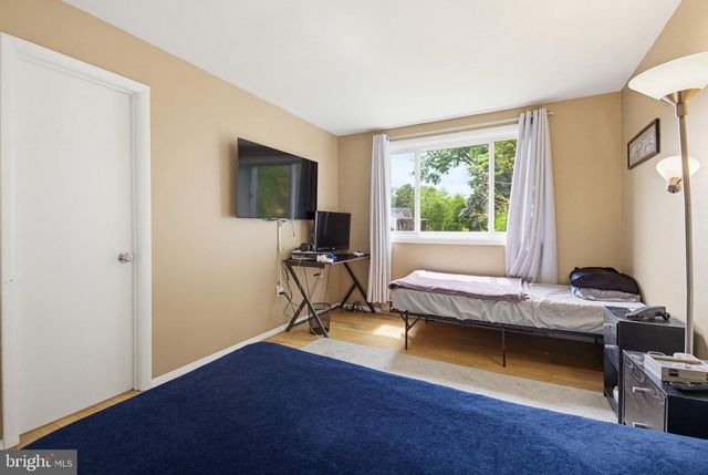 94 PETERSBURG RD, Lancaster, PA 17601