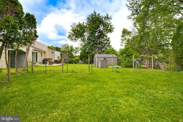 94 PETERSBURG RD, Lancaster, PA 17601