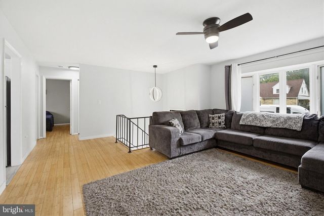 94 PETERSBURG RD, Lancaster, PA 17601