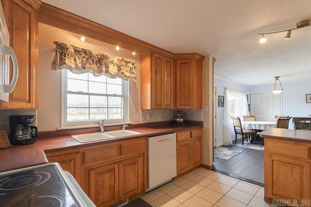 411 Lynne Court, Jonesboro, AR 72405