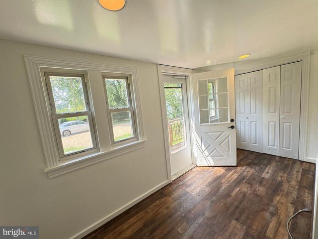 1005 MANNING DR, Fredericksburg, VA 22405