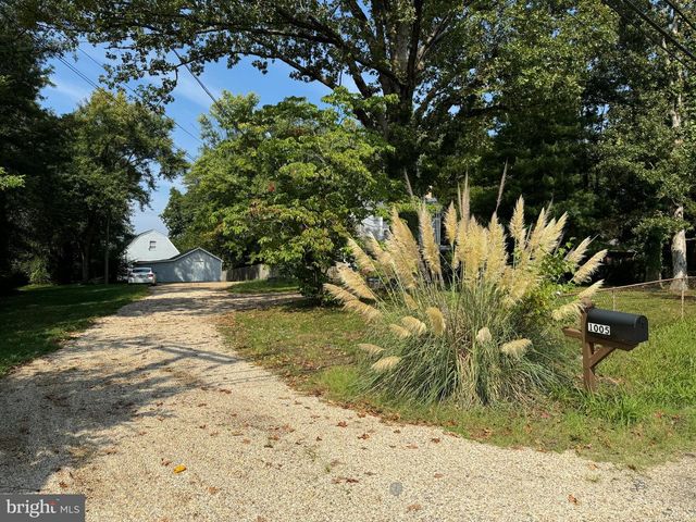 1005 MANNING DR, Fredericksburg, VA 22405