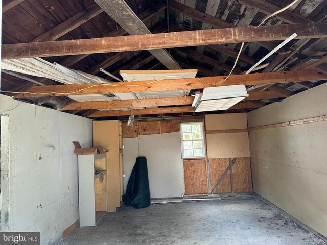 1005 MANNING DR, Fredericksburg, VA 22405
